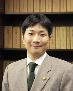 弁護士 大髙友一